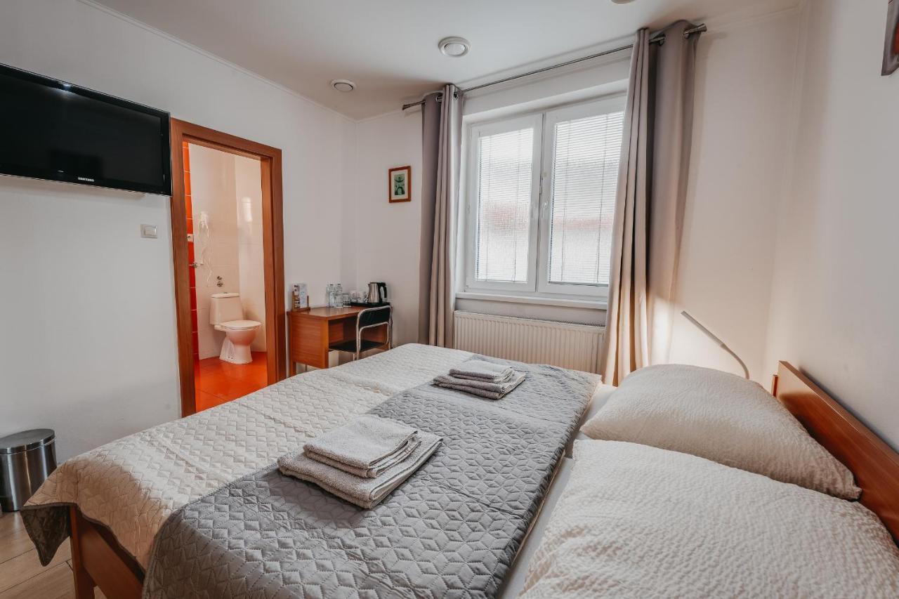 City Penzion Hotel Kosice Exterior photo